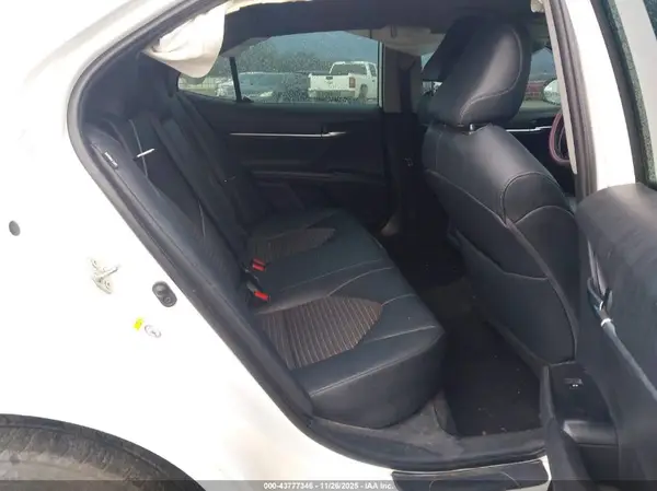 4T1B11HK8KU170244 2019 TOYOTA CAMRY - Image 8
