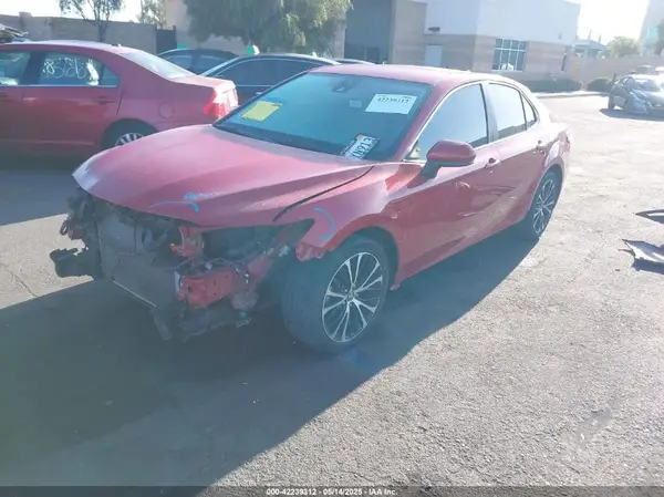 4T1B11HK8KU174469 2019 TOYOTA CAMRY - Image 2
