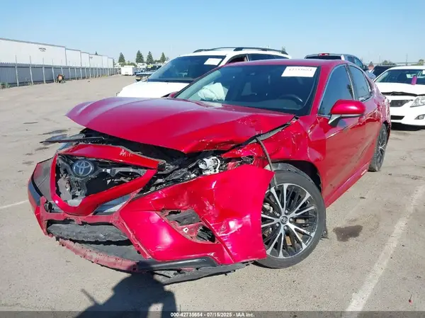 4T1B11HK8KU174763 2019 TOYOTA CAMRY - Image 2