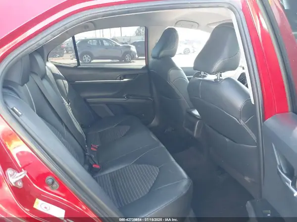 4T1B11HK8KU174763 2019 TOYOTA CAMRY - Image 8