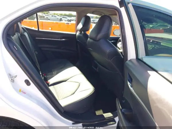 4T1B11HK8KU176500 2019 TOYOTA CAMRY - Image 8