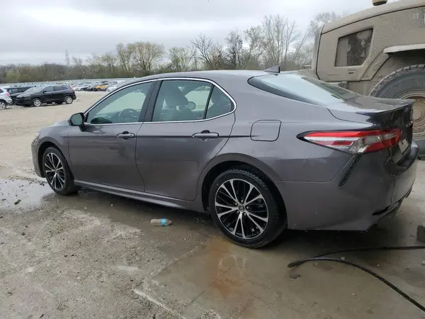 4T1B11HK8KU182507 2019 TOYOTA CAMRY - Image 2