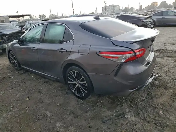 4T1B11HK8KU185312 2019 TOYOTA CAMRY - Image 2