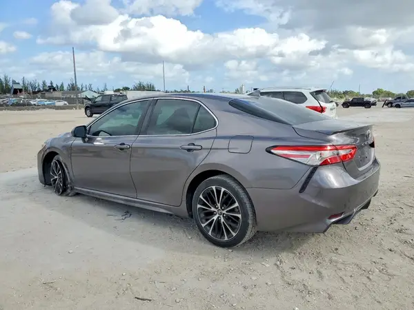 4T1B11HK8KU190543 2019 TOYOTA CAMRY - Image 2