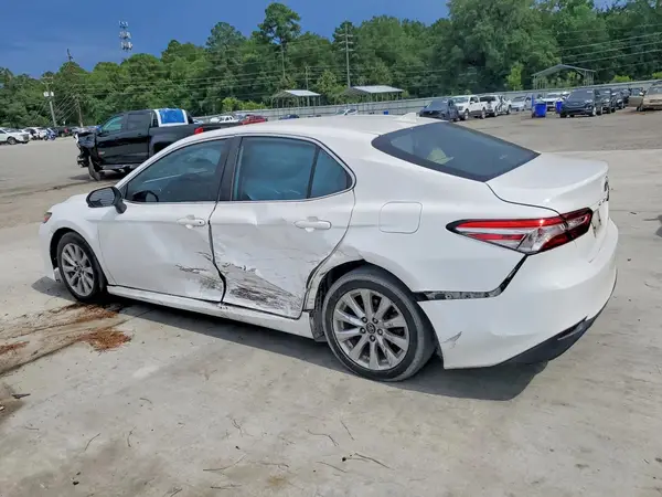 4T1B11HK8KU191126 2019 TOYOTA CAMRY - Image 2