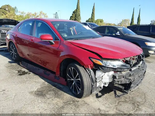 4T1B11HK8KU193216 2019 TOYOTA CAMRY - Image 1