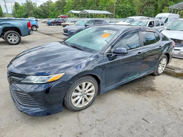 4T1B11HK8KU196388 2019 TOYOTA CAMRY - Image 1