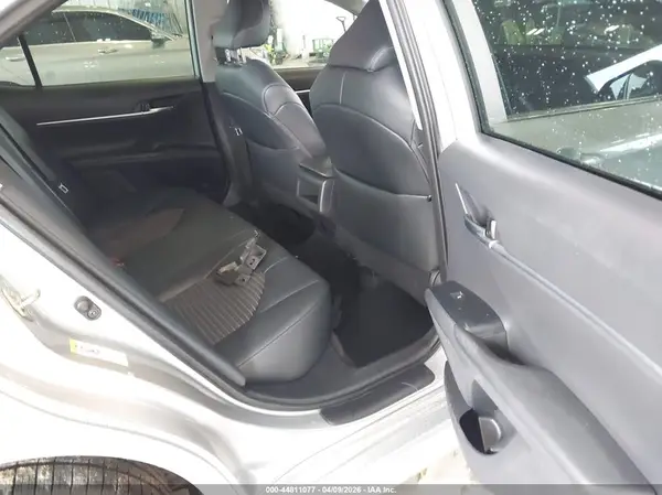 4T1B11HK8KU197346 2019 TOYOTA CAMRY - Image 8