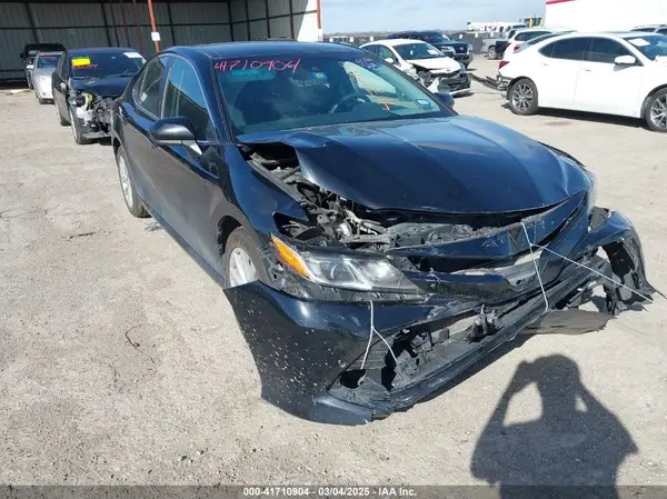 4T1B11HK8KU197444 2019 TOYOTA CAMRY - Image 1