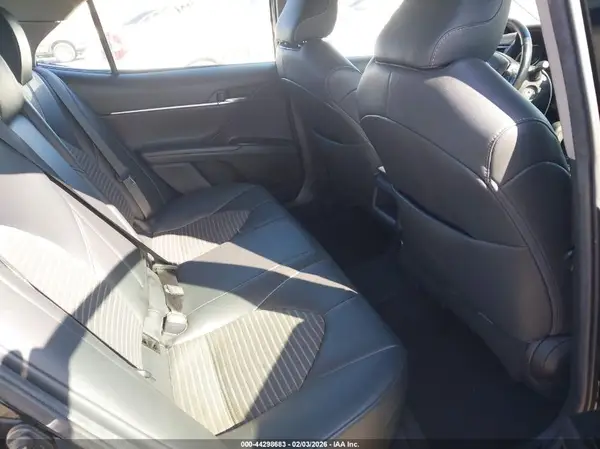4T1B11HK8KU198027 2019 TOYOTA CAMRY - Image 8