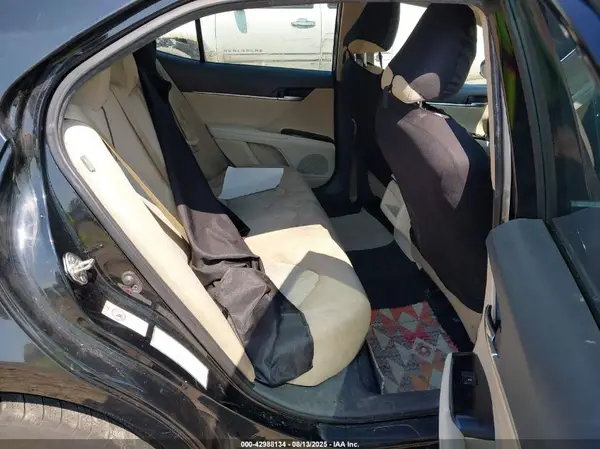 4T1B11HK8KU203467 2019 TOYOTA CAMRY - Image 8