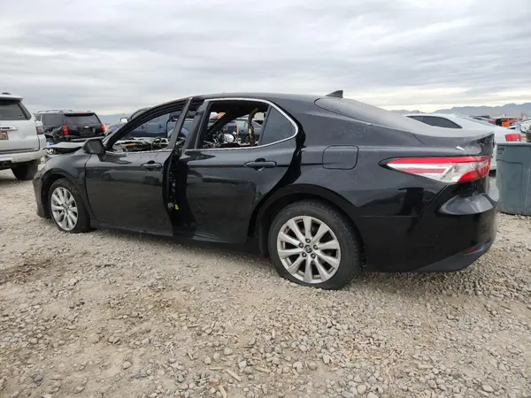 4T1B11HK8KU203632 2019 TOYOTA CAMRY - Image 2