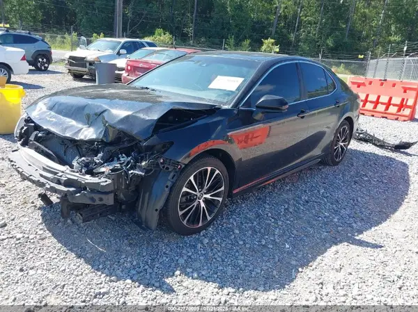 4T1B11HK8KU203811 2019 TOYOTA CAMRY - Image 2