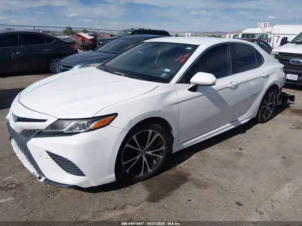 4T1B11HK8KU206143 2019 TOYOTA CAMRY - Image 2