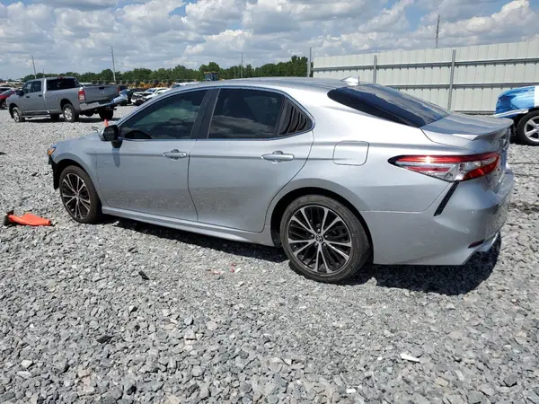 4T1B11HK8KU209995 2019 TOYOTA CAMRY - Image 2