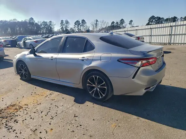4T1B11HK8KU215294 2019 TOYOTA CAMRY - Image 2