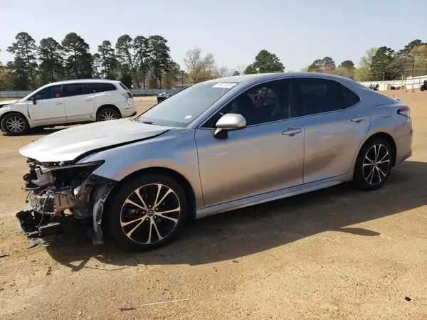 4T1B11HK8KU216025 2019 TOYOTA CAMRY - Image 1
