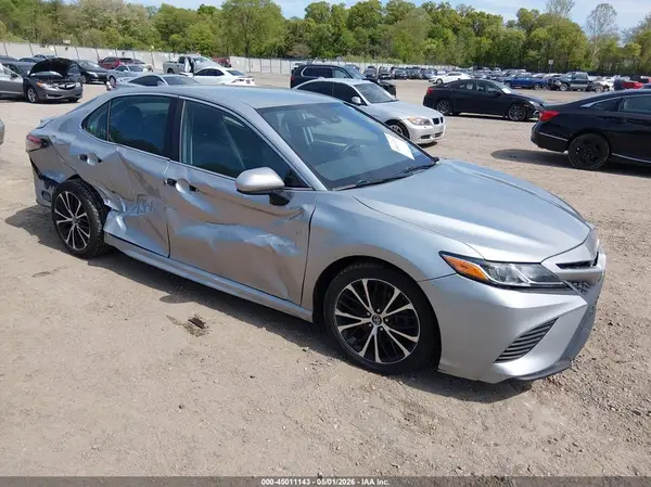 4T1B11HK8KU216901 2019 TOYOTA CAMRY - Image 1