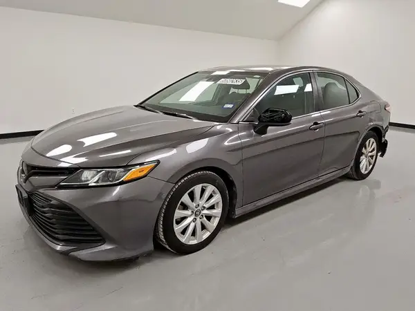 4T1B11HK8KU220902 2019 TOYOTA CAMRY - Image 1