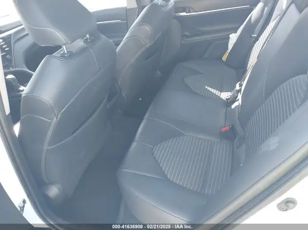 4T1B11HK8KU220964 2019 TOYOTA CAMRY - Image 8
