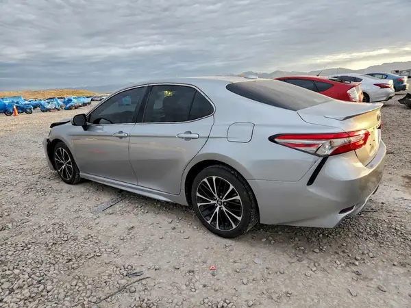4T1B11HK8KU222116 2019 TOYOTA CAMRY - Image 2