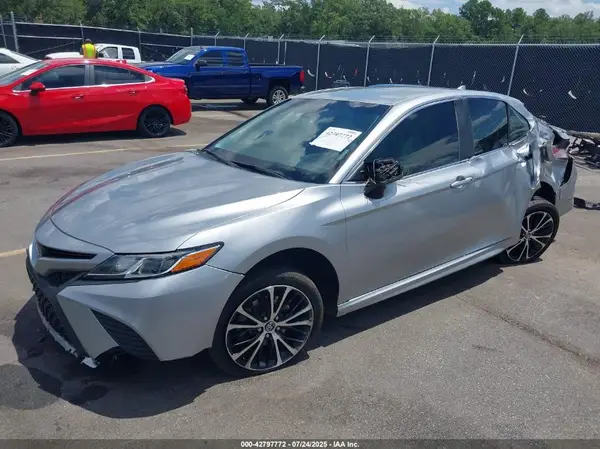 4T1B11HK8KU223167 2019 TOYOTA CAMRY - Image 2