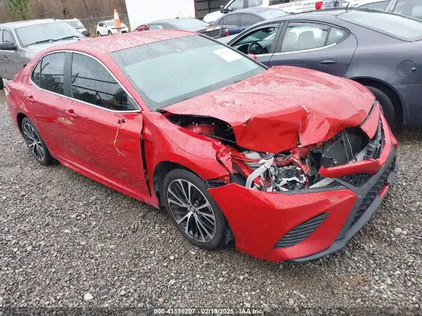 4T1B11HK8KU224108 2019 TOYOTA CAMRY - Image 1