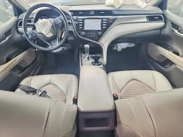 4T1B11HK8KU226425 2019 TOYOTA CAMRY - Image 8