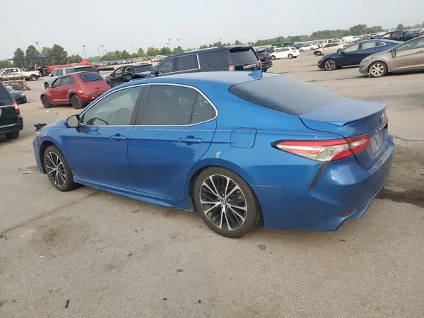 4T1B11HK8KU226618 2019 TOYOTA CAMRY - Image 2