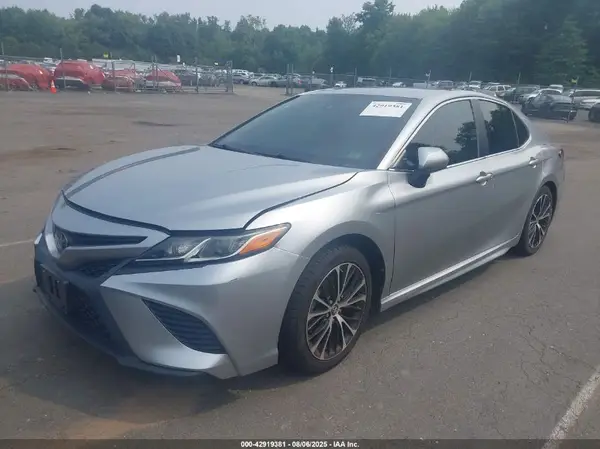 4T1B11HK8KU226750 2019 TOYOTA CAMRY - Image 2