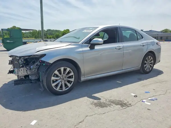 4T1B11HK8KU229793 2019 TOYOTA CAMRY - Image 1