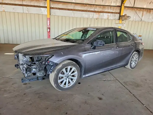 4T1B11HK8KU230393 2019 TOYOTA CAMRY - Image 1