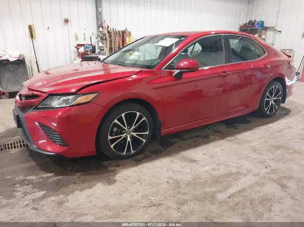 4T1B11HK8KU232385 2019 TOYOTA CAMRY - Image 2