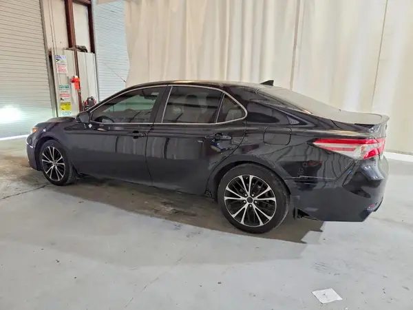 4T1B11HK8KU234797 2019 TOYOTA CAMRY - Image 2