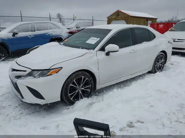 4T1B11HK8KU235495 2019 TOYOTA CAMRY - Image 2