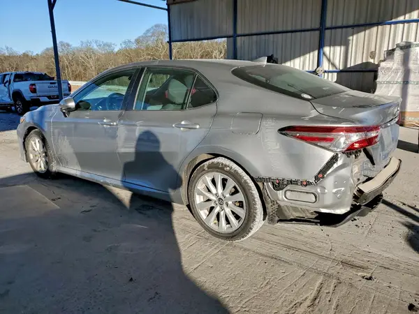 4T1B11HK8KU235867 2019 TOYOTA CAMRY - Image 2