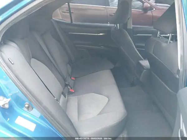 4T1B11HK8KU237019 2019 TOYOTA CAMRY - Image 8