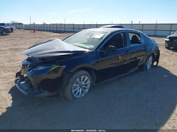 4T1B11HK8KU239918 2019 TOYOTA CAMRY - Image 2