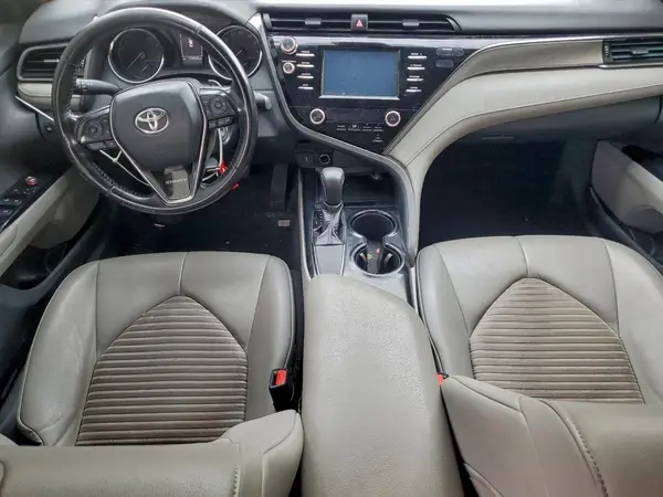 4T1B11HK8KU240342 2019 TOYOTA CAMRY - Image 8