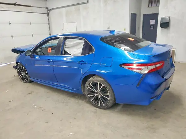 4T1B11HK8KU242348 2019 TOYOTA CAMRY - Image 2