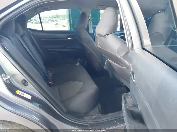 4T1B11HK8KU243371 2019 TOYOTA CAMRY - Image 8