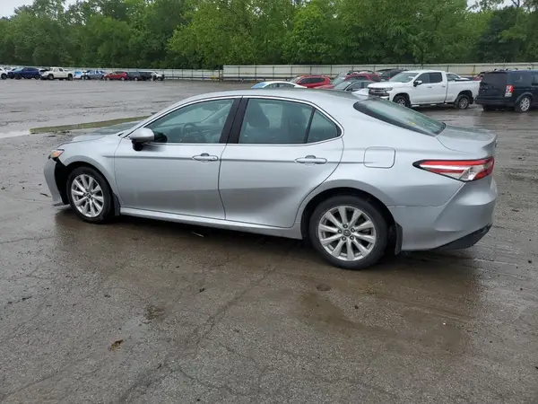 4T1B11HK8KU246741 2019 TOYOTA CAMRY - Image 2