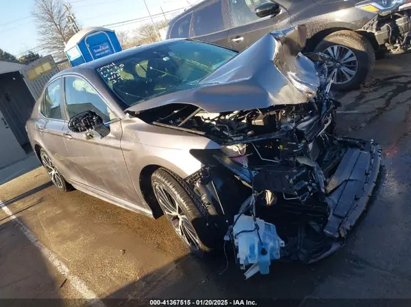 4T1B11HK8KU248618 2019 TOYOTA CAMRY - Image 1