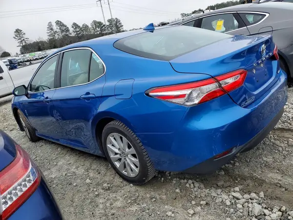 4T1B11HK8KU252491 2019 TOYOTA CAMRY - Image 2