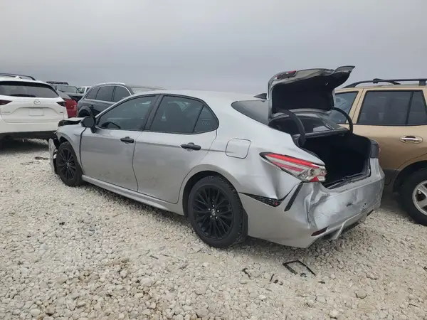 4T1B11HK8KU252670 2019 TOYOTA CAMRY - Image 2