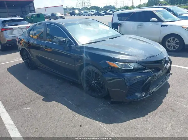 4T1B11HK8KU256007 2019 TOYOTA CAMRY - Image 1