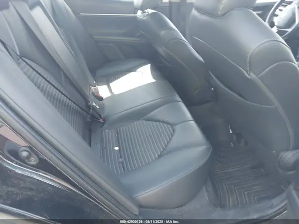 4T1B11HK8KU256007 2019 TOYOTA CAMRY - Image 8