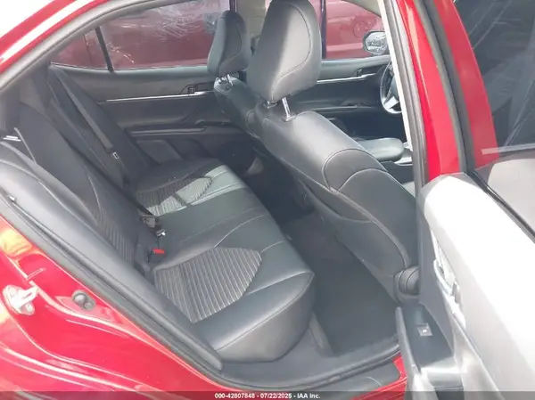 4T1B11HK8KU263863 2019 TOYOTA CAMRY - Image 8