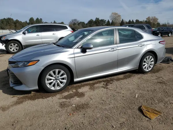 4T1B11HK8KU264804 2019 TOYOTA CAMRY - Image 1