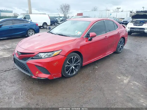 4T1B11HK8KU264933 2019 TOYOTA CAMRY - Image 2
